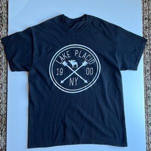 [NWOT]Black t-shirt with Lake Placid white logo. Size M.